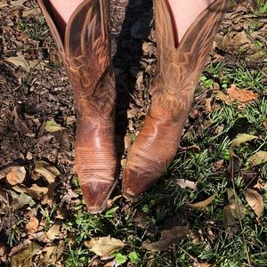 Vintage broken in leather cowboy boots